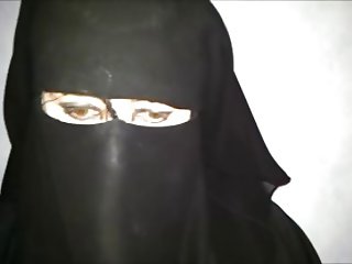 my eyes in niqab