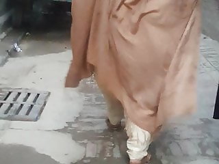 jiggling bbw shalwar