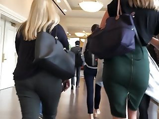 Candid thick coworker ass in tight pencil skirt