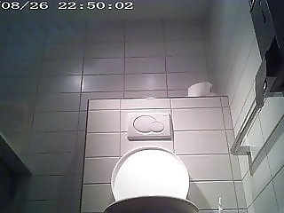 Toilet Spy Hot Girl 014