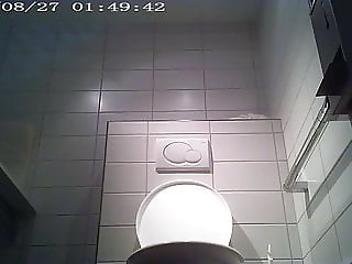 Toilet Spy Hot Girl 018