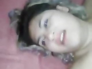 Iraqi Arab girl squirting
